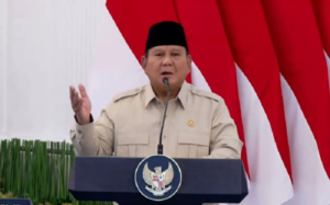 Presiden Prabowo Subianto memimpin Sidang Kabinet Paripurna di Istana Negara, Jakarta, Senin (20/7). Dalam kesempatan ini presiden meminta seluruh menteri Kabinet Merah Putih tidak gentar menghadapi berbagai persoalan bangsa.