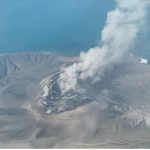 Ternyata abu vulkanik hasil erupsi erupsi Gunung Anak Krakatau (GAK) sangat berbahaya bagi kesehatan, terutama bagi para lansia.